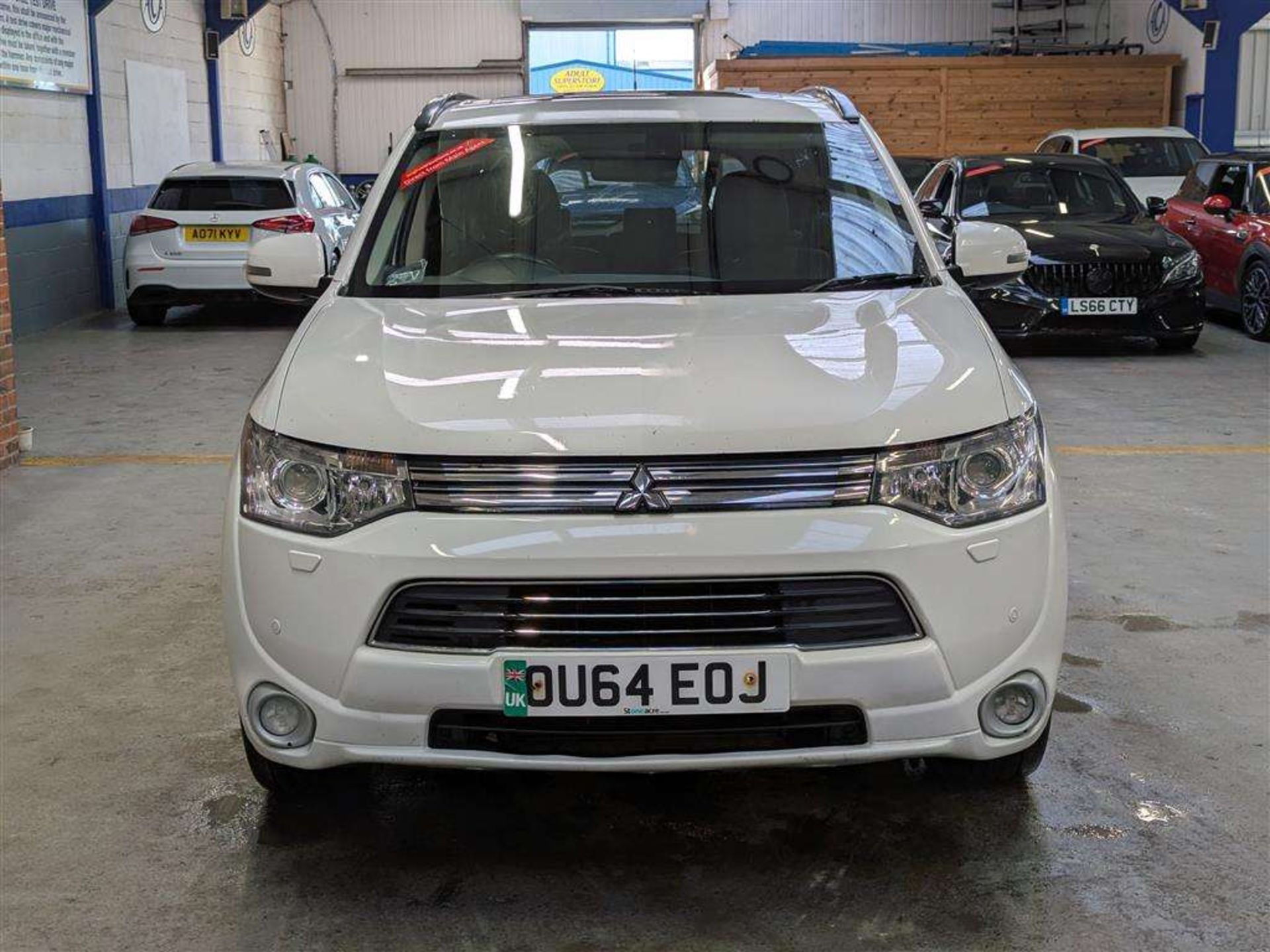 2015 MITSUBISHI OUTLANDER GX 4HS PHEV AUTO - Image 30 of 30