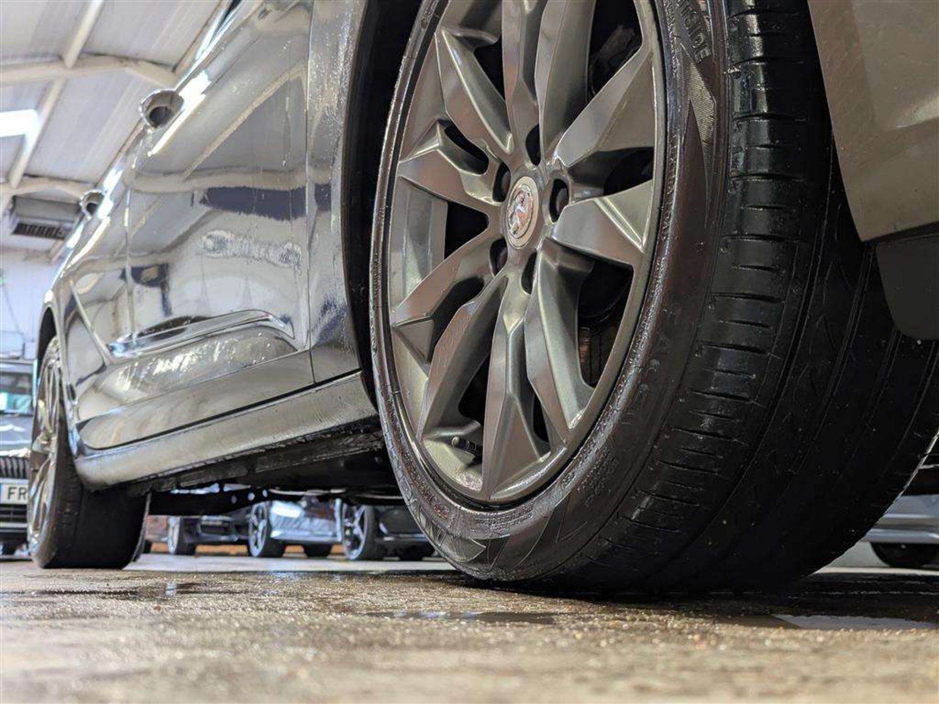 2018 VAUXHALL INSIGNIA SRI TURBO - Image 20 of 53