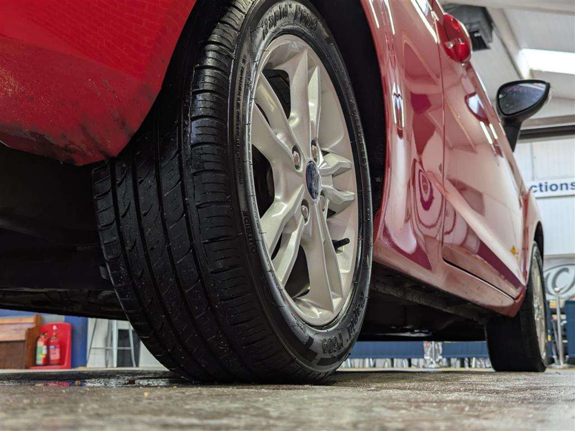 2016 FORD FIESTA ZETEC - Image 13 of 28