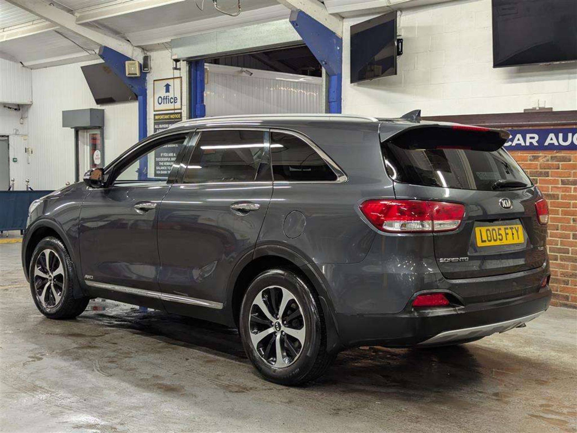 2016 KIA SORENTO KX-2 CRDI ISG 4X4 - Image 4 of 30