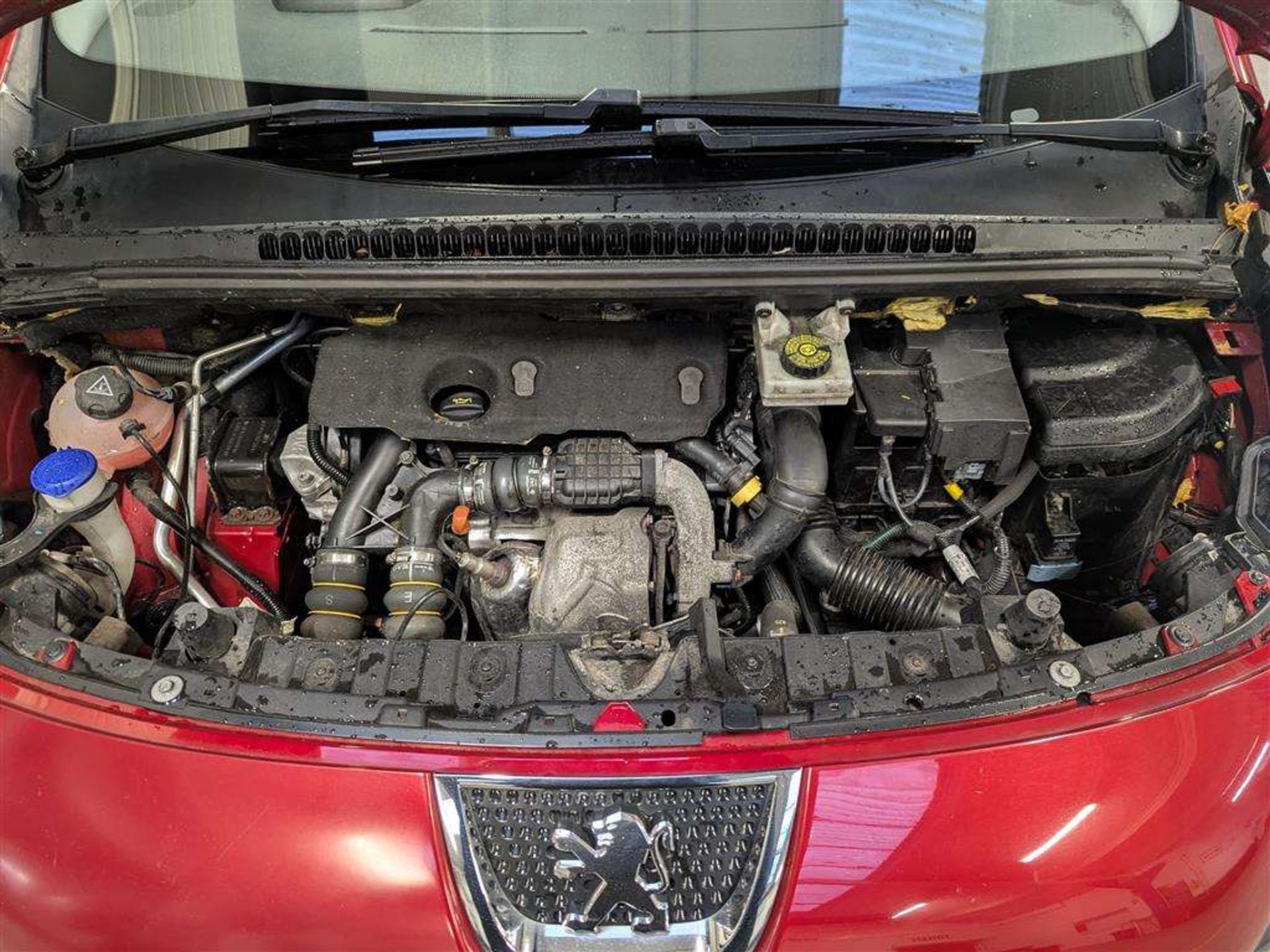 2012 PEUGEOT 3008 EXCLUSIVE HDI - Image 22 of 28