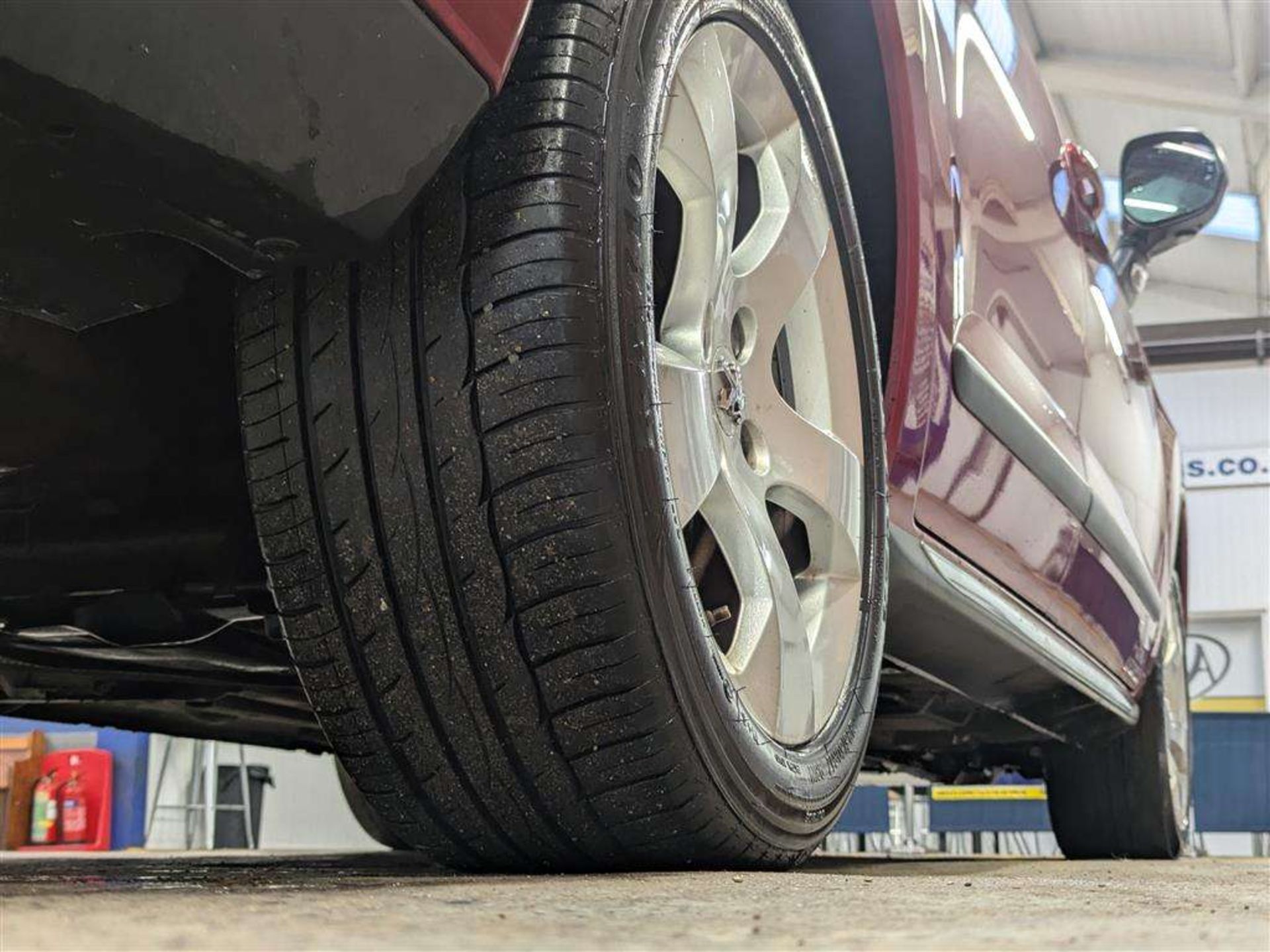 2012 PEUGEOT 3008 EXCLUSIVE HDI - Image 13 of 28