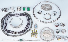 800 - 925 Silber umfangreiches Schmuck Konvolut,