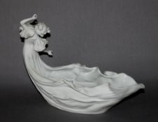 Porzellan. Plaue - Porzellanmanufaktur. Servierschale. Junge Frau in Form einer Aphrodite als flache