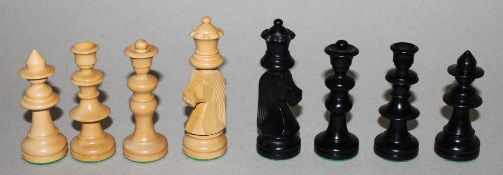 Europa. Niederlande. Superchess - Exchess NK set. Moderne Figuren im Staunton Stil. Eine Partei in