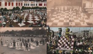 Postkarte. Lebende Schachfiguren. 5 teils farbige und postalisch nicht gelaufene Postkarten aus