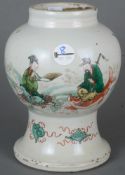 Vase „Famille verte“. China, Quing-Dynastie, Kangxi-Periode. Porzellan, bunt bemalt mit ruhenden