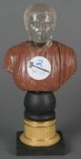 Büste von Julius Cäsar. Italien 18./19. Jh. Marmor/Glas, auf neuzeitlichem Holzsockel mit