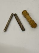 THREE VINTAGE NEEDLE CASES TO INCLUDE A HALLMARKED SILVER, WHITE METAL DORIN, PARIS, FRANCE AND