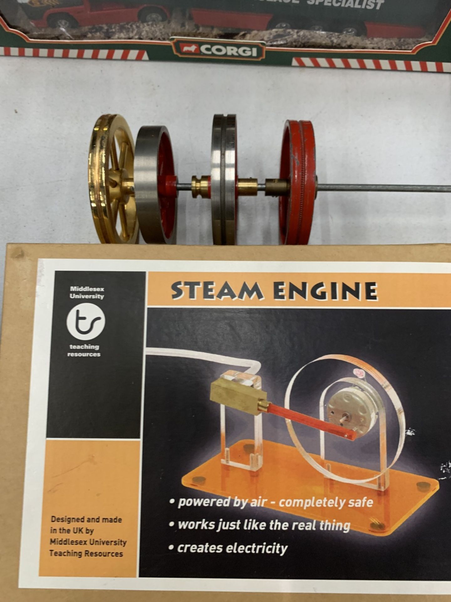 A MIDDLESEX UNIVERSITY STEAM ENGINE PLUS FOUR MAMOD WHEELS - Image 2 of 2