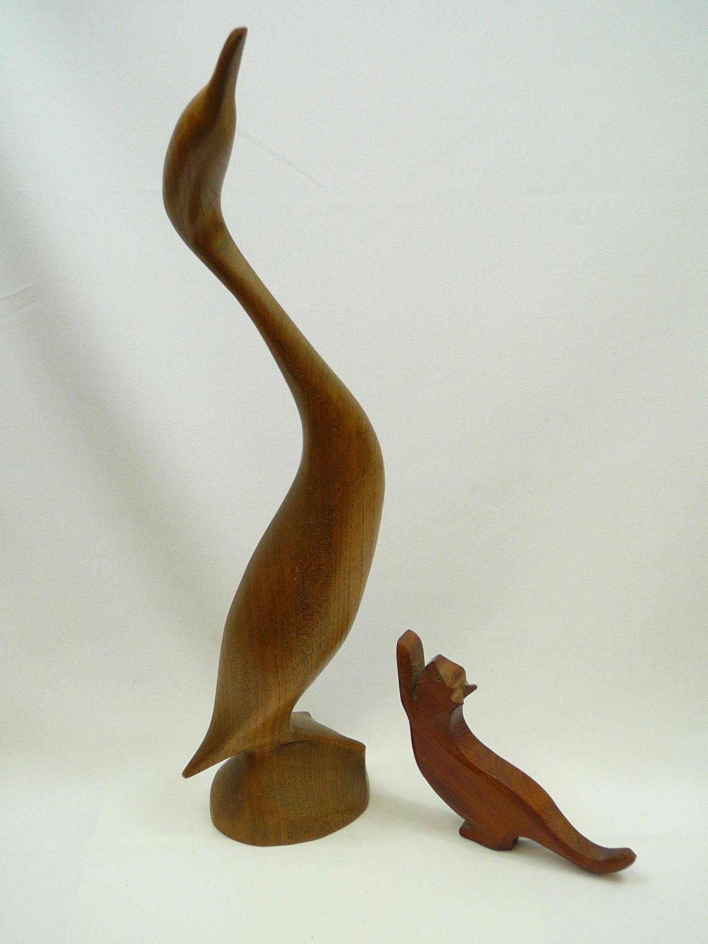 2 wooden figures