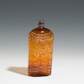 Gekämmte Branntweinflasche