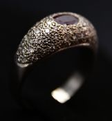14K Weissgold Ring mit einem ovalem Rubin und Brillanten