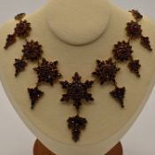 Vegoldetes Granatstein Collier
