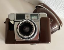 Kamera AGFA mit Objektiv "Color Agnar", Blitz extra, beide in Lederetui. Erste Hälfte 20. Jahrhunde