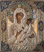 Gottesmutter mit dem Jesuskind, 19/20. Jahrhundert, russische Ikone. Die Ikone zeigt die Jungfrau M
