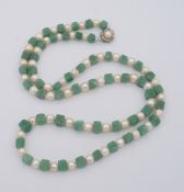 Akoya-Perlenkette mit Aventurin