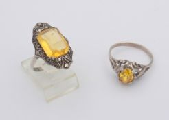 2 silberne Ringe mit Citrinen, 1x davon mit Markasiten, 1930er/1940er Jahre
