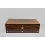Schreibkasten, England, Palisander-Furnier, innen aufklappbare Fächer, braunes Leder, mit Schlüssel