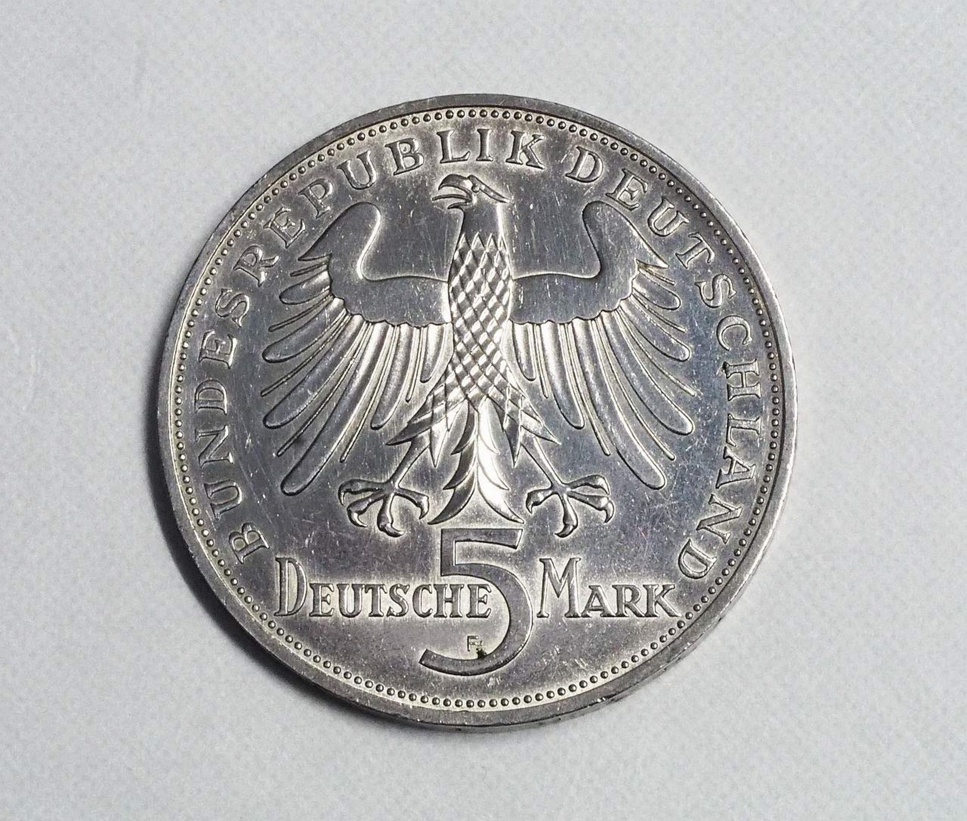 Münze 5 DM, 625er Silber. Friedrich von Schiller 1955 F - Bild 2 aus 4