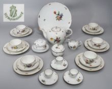 Teeservice NYMPHENBURG, NYMPHENBURG, Form "Korb", 20. Jahrhundert.