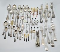 1 Konvolut Besteckteile u.a. versilbert, Metall u.a. versch. Dekore z.T. min. besch./ber. Gsp.