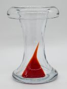 1 Glasobjekt bez. Tamara Aladin Riihimäki wohl „Hurricane Vase“ H ca. 22 cm Asp.