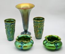 1 Posten Keramikobjekte bez. Zsolnay wohl Miklos Pfilf (1913) ? u.a. mit Lampe H ca. 57 cm,