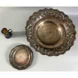 Versilbertes Konvolut, drei Teile, darunter Getränkemaß Coombes Rangoon