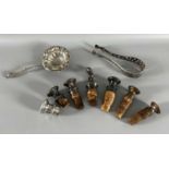 Versilbertes Konvolut, Flaschenkorken und anderes