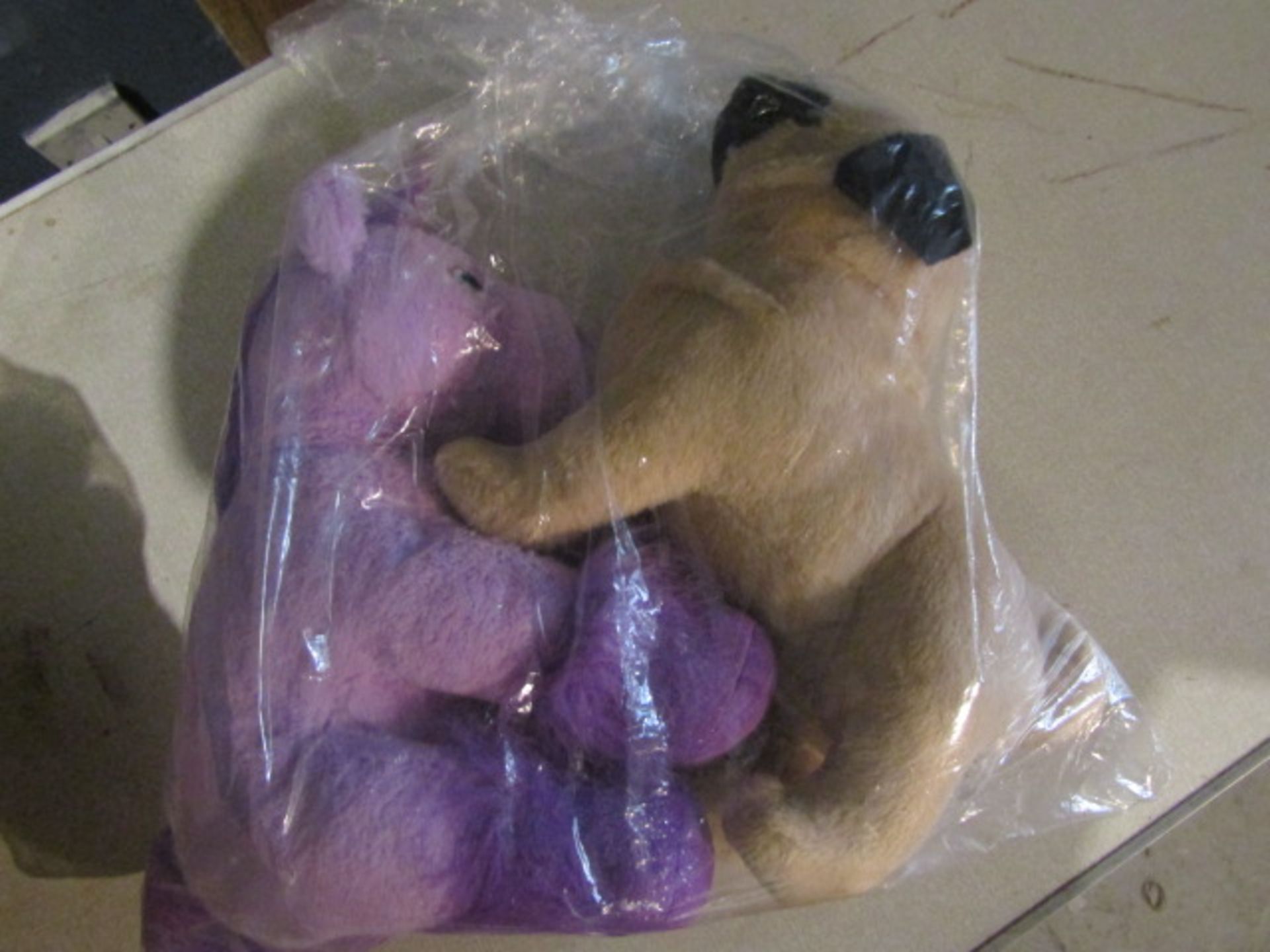 A large collection of soft toys - Image 8 of 12