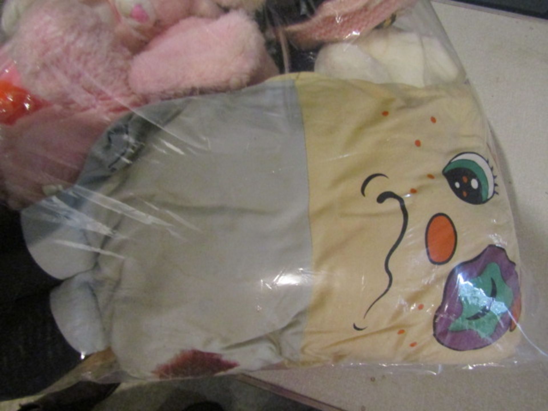 A large collection of soft toys - Image 6 of 12