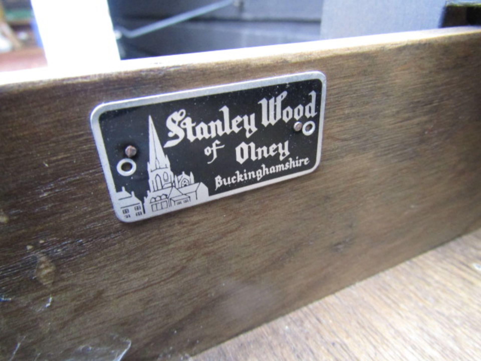 Stanley Wood console table 75x30cm 67cmH - Image 2 of 2