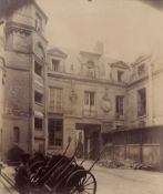 Atget, Eugène: Hôtel du Prevot - Passage Charlemagne