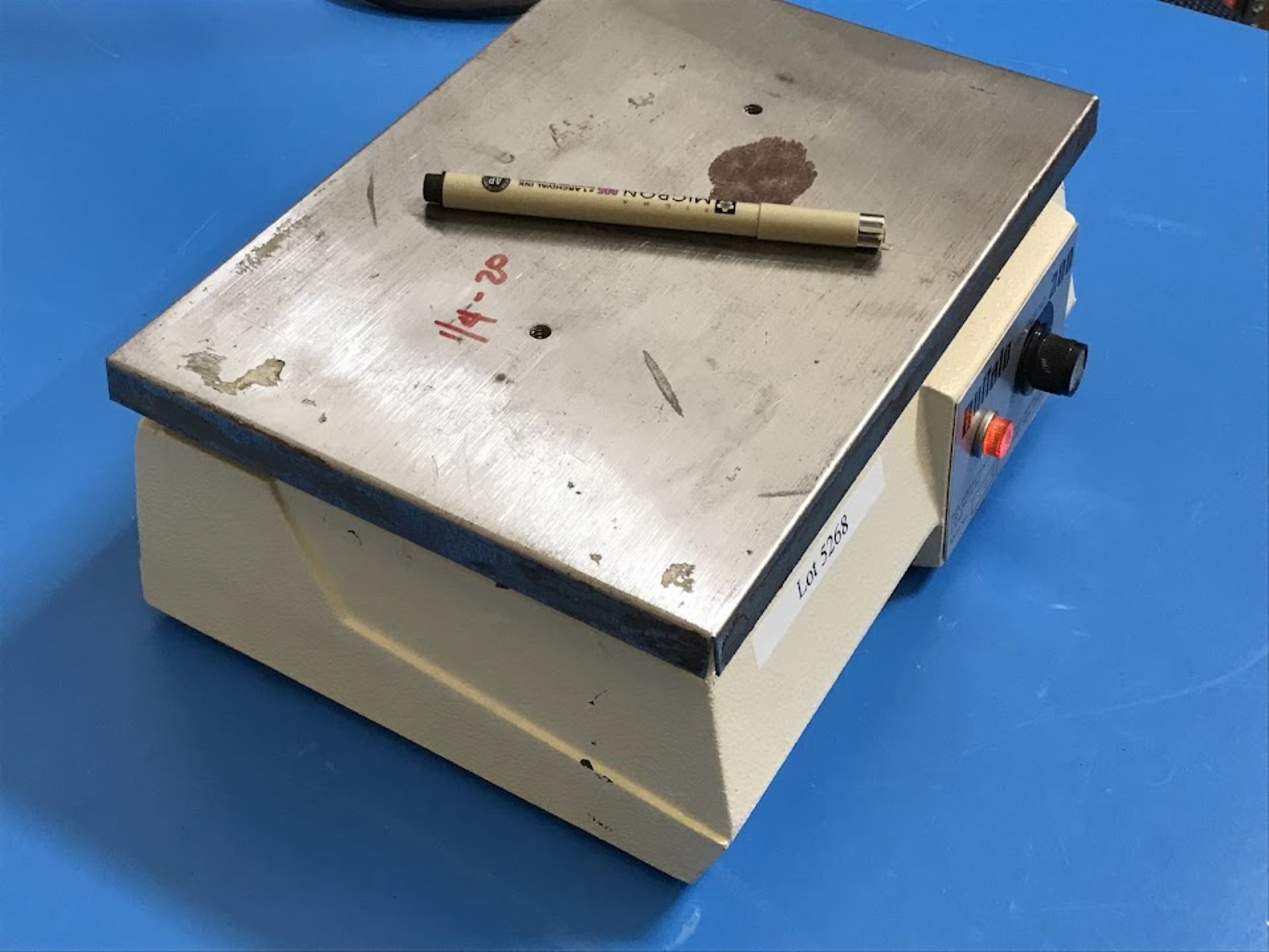 Buffalo Dental 200 Vibratoor - Image 3 of 4