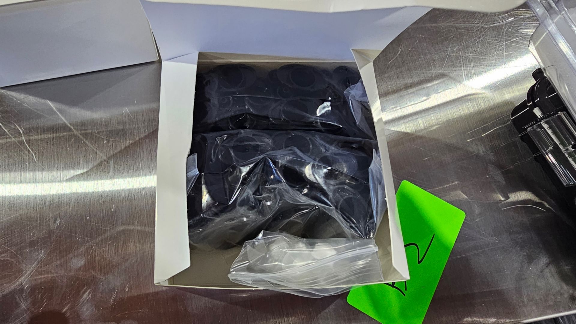 Lot of Jensen Global Air Barrel Sets â€" 3cc UVA & 5cc UVB - Image 2 of 6