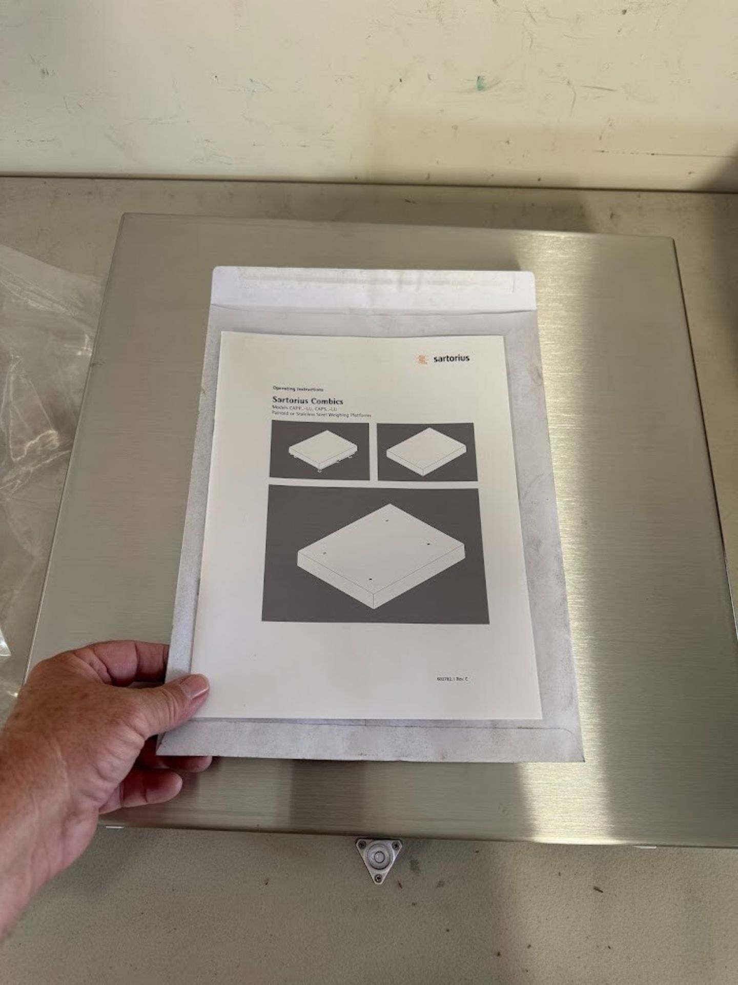 Minebea Intec Combics 1 Scale System 100 lb Capacity, Stainless, Made in USA - Image 8 of 11