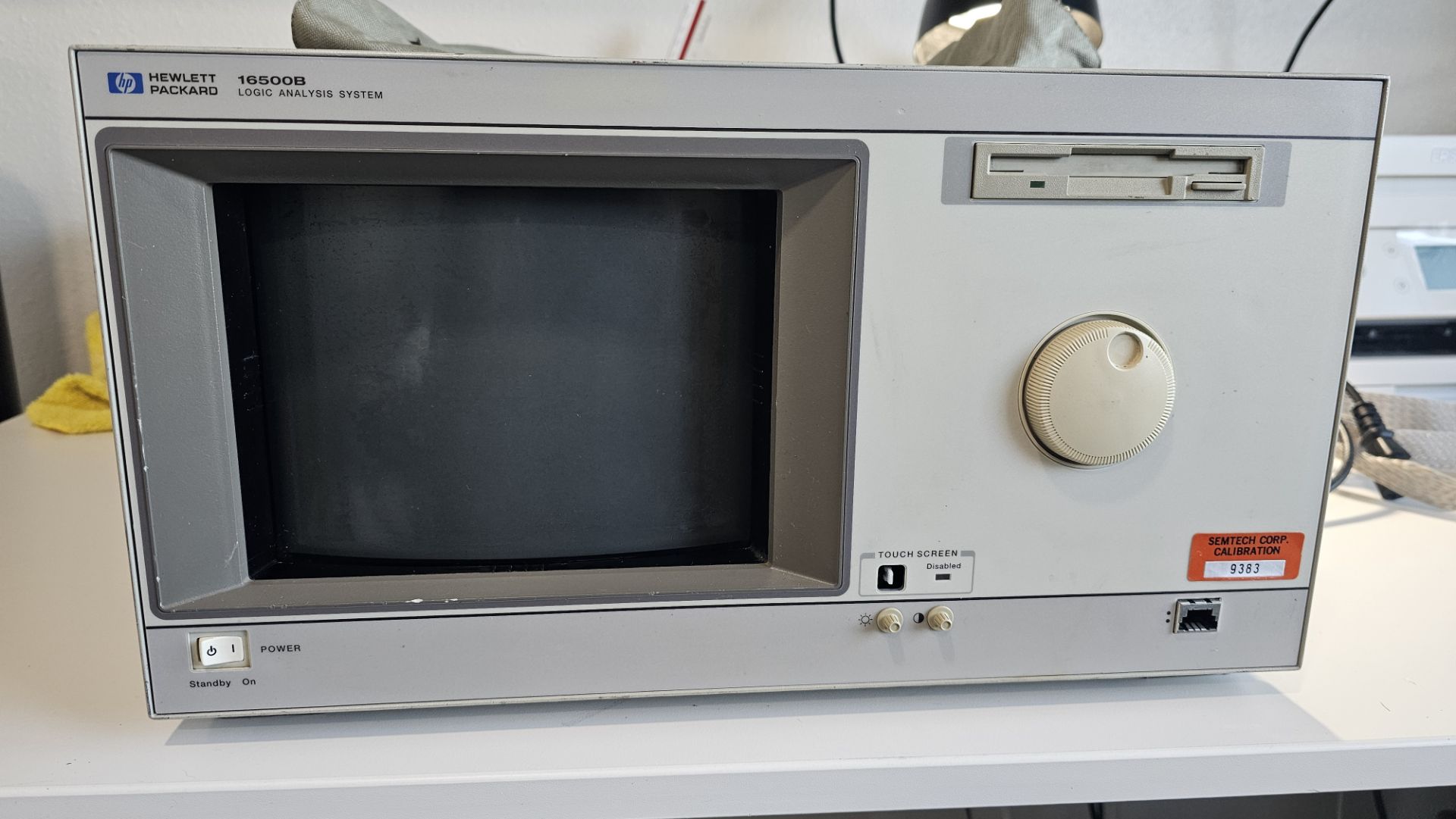 HP 16500B Logic Analysis System