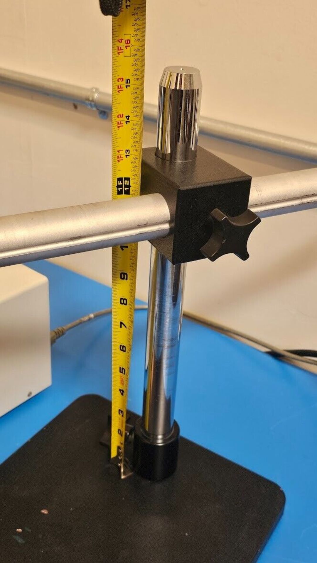 Binocular Zoom Stereo Microscope with Flex Arm Stand 104B - Image 8 of 9