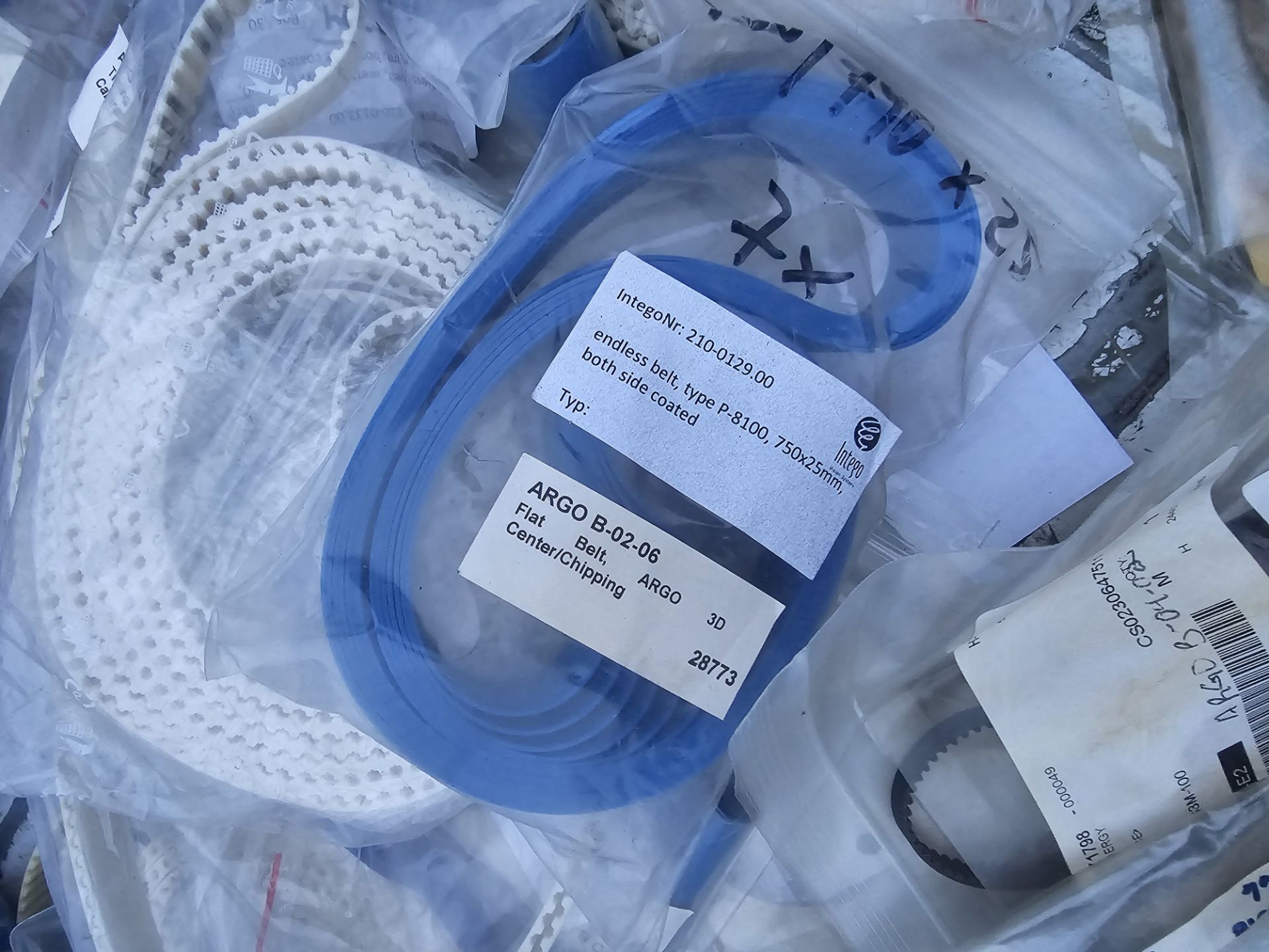 Lot of Industrial Endless Belts - Various Sizes & Types for Automation - Image 9 of 10