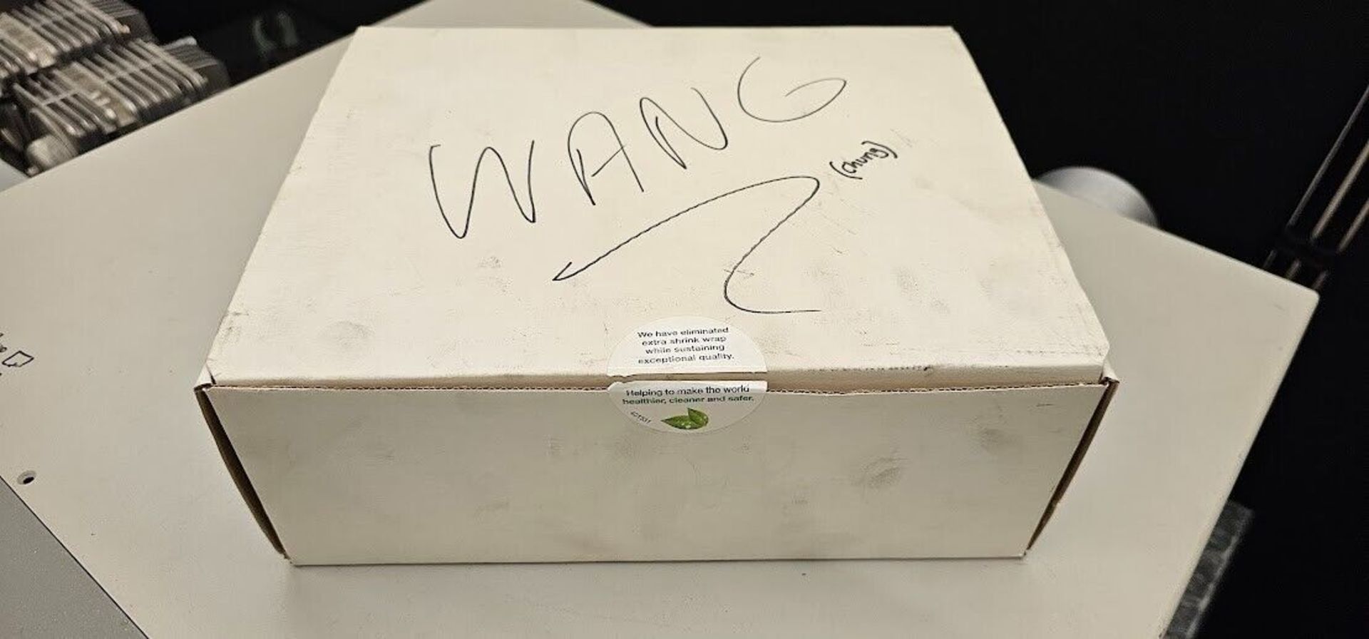 MBP 1000E Solvent Safe Pipette Tips by Molecular BioProducts - 4 Trays/Pack - Image 5 of 5