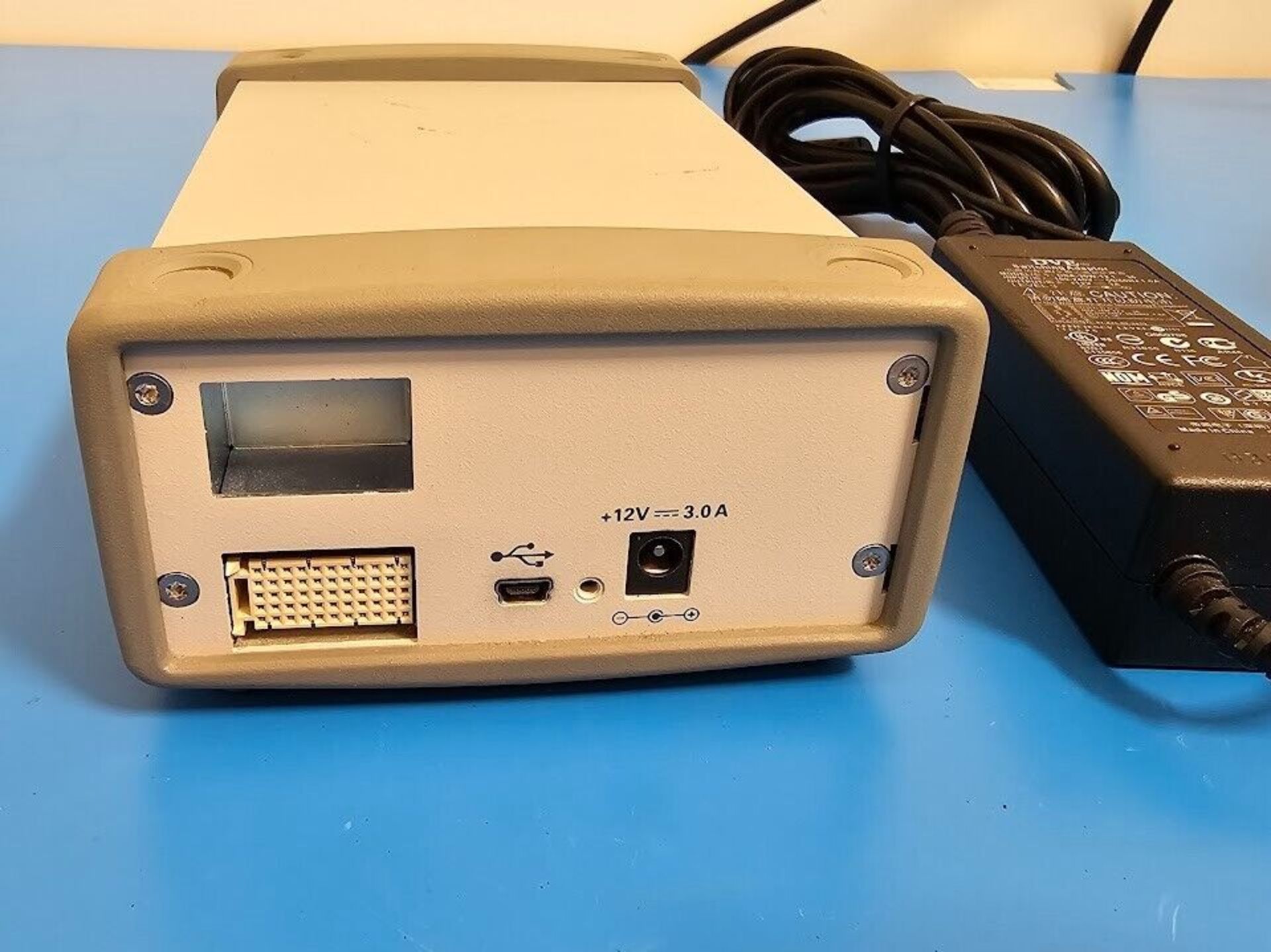 Agilent U2722A Source Measure Unit - Image 5 of 6