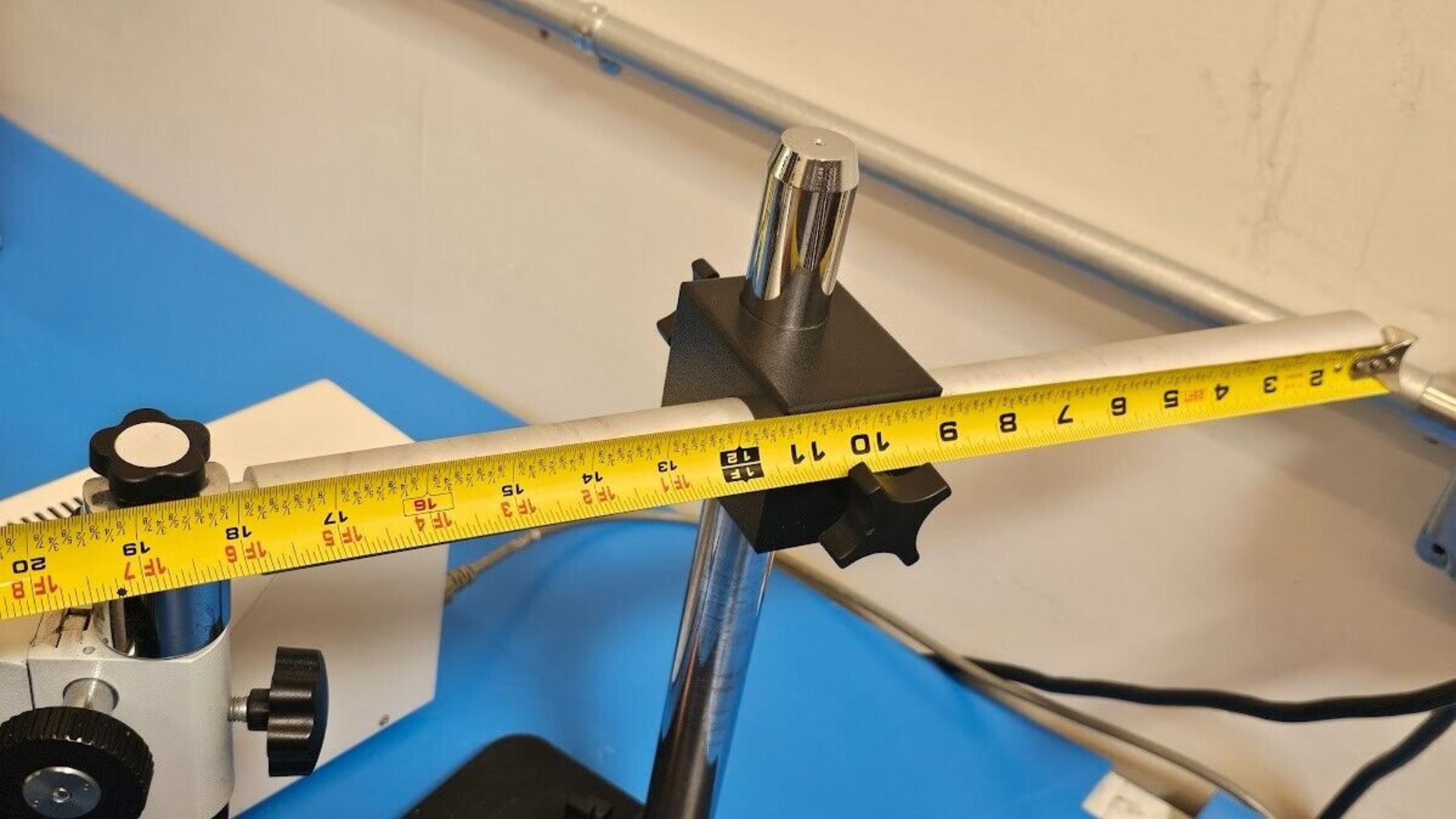 Binocular Zoom Stereo Microscope with Flex Arm Stand 104B - Image 7 of 9