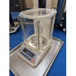 AND A&D COMPANY LIMITED MODEL HR-100AZ 102g/0.1 mg Balance