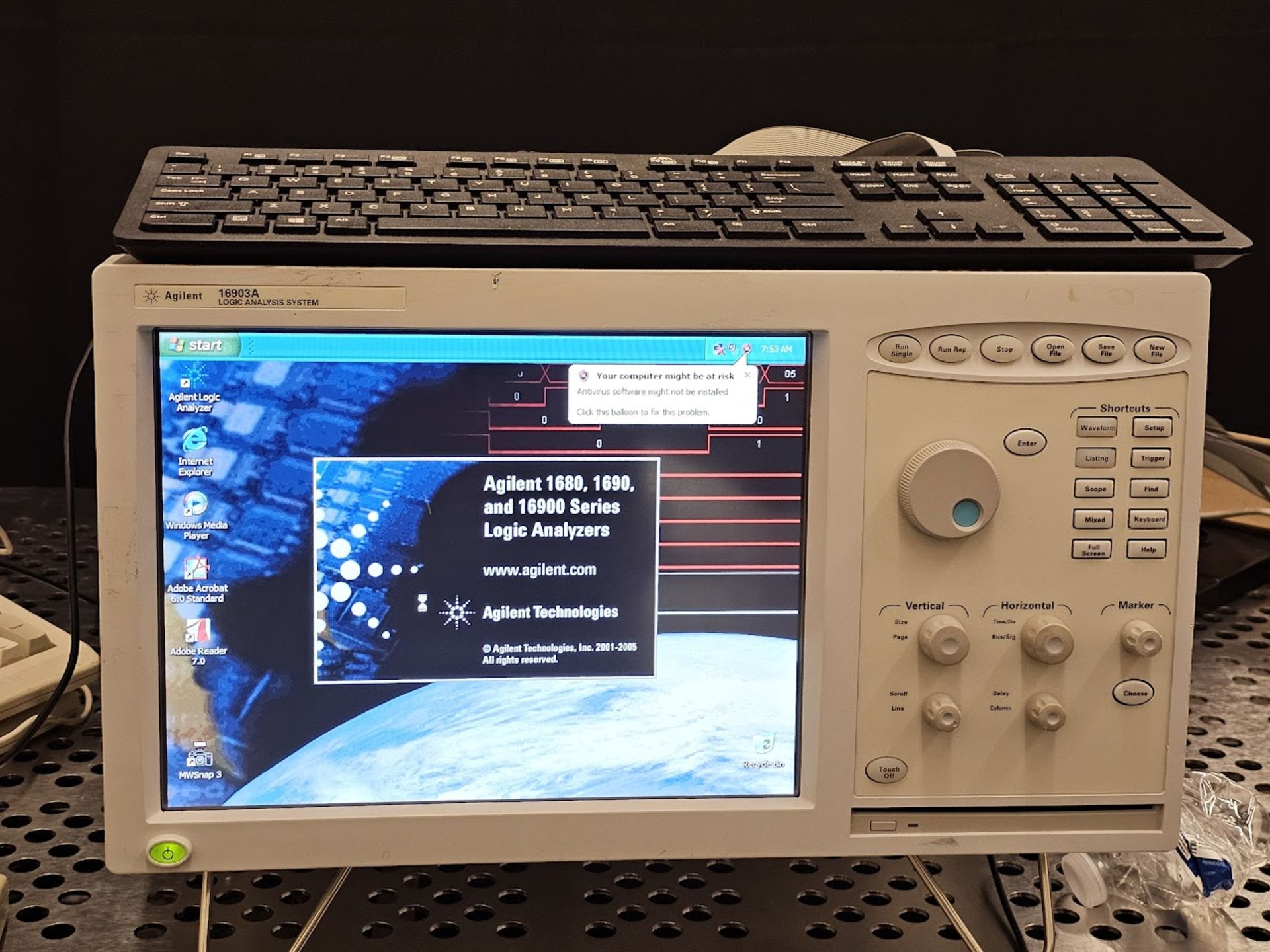 Agilent 16903A Logic Analysis System â€" 16900 Series - Image 4 of 10