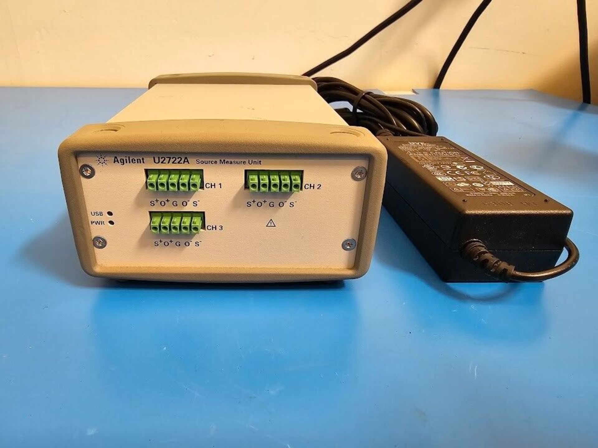 Agilent U2722A Source Measure Unit - Image 2 of 6