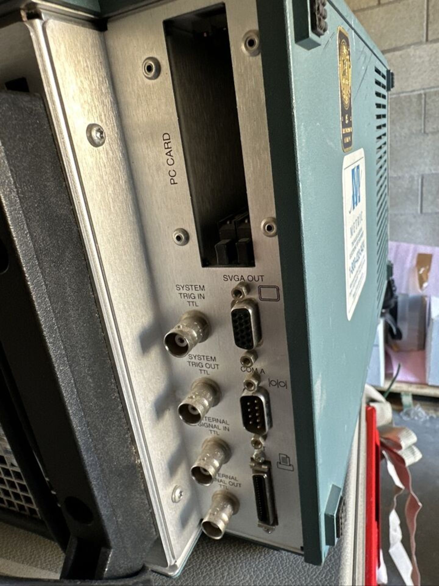 Tektronix TLA 704 / TLA 714Logic Analyzer - Image 7 of 10