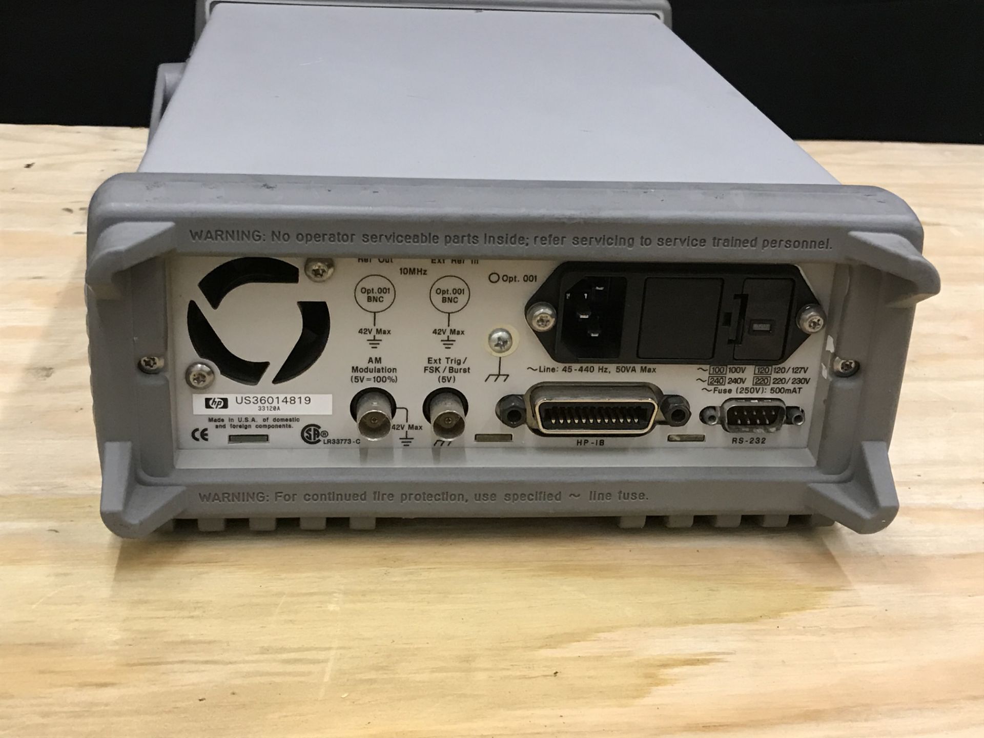 HP 33120A 15MHz Function / Arbitrary Waveform Generator - Image 3 of 3