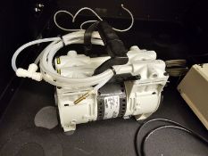 WELCH ILMVAC WOB L PISTON VACUUM PUMP MODEL 2563B-24 115V 60HZ 3.9A