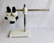 LOCATED in Mexico Vanguard Stereoscopic Microscope with Boom Support